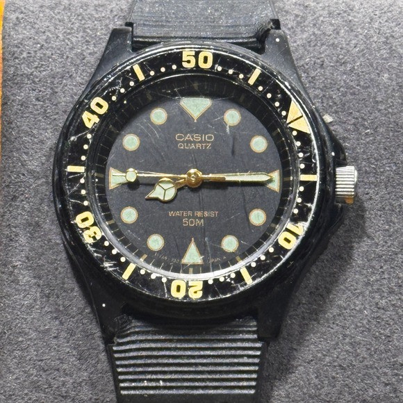 Casio Accessories - Casio LRW-45 Quartz Diver Watch Black Gold Bezel Vintage Sport NEW BATTERY